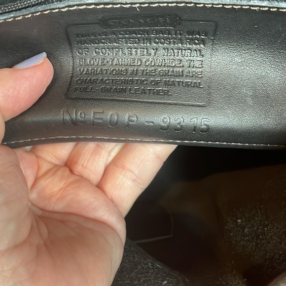 VINTAGE COACH BLACK LEATHER BACKPACK - Picture 9 of 13